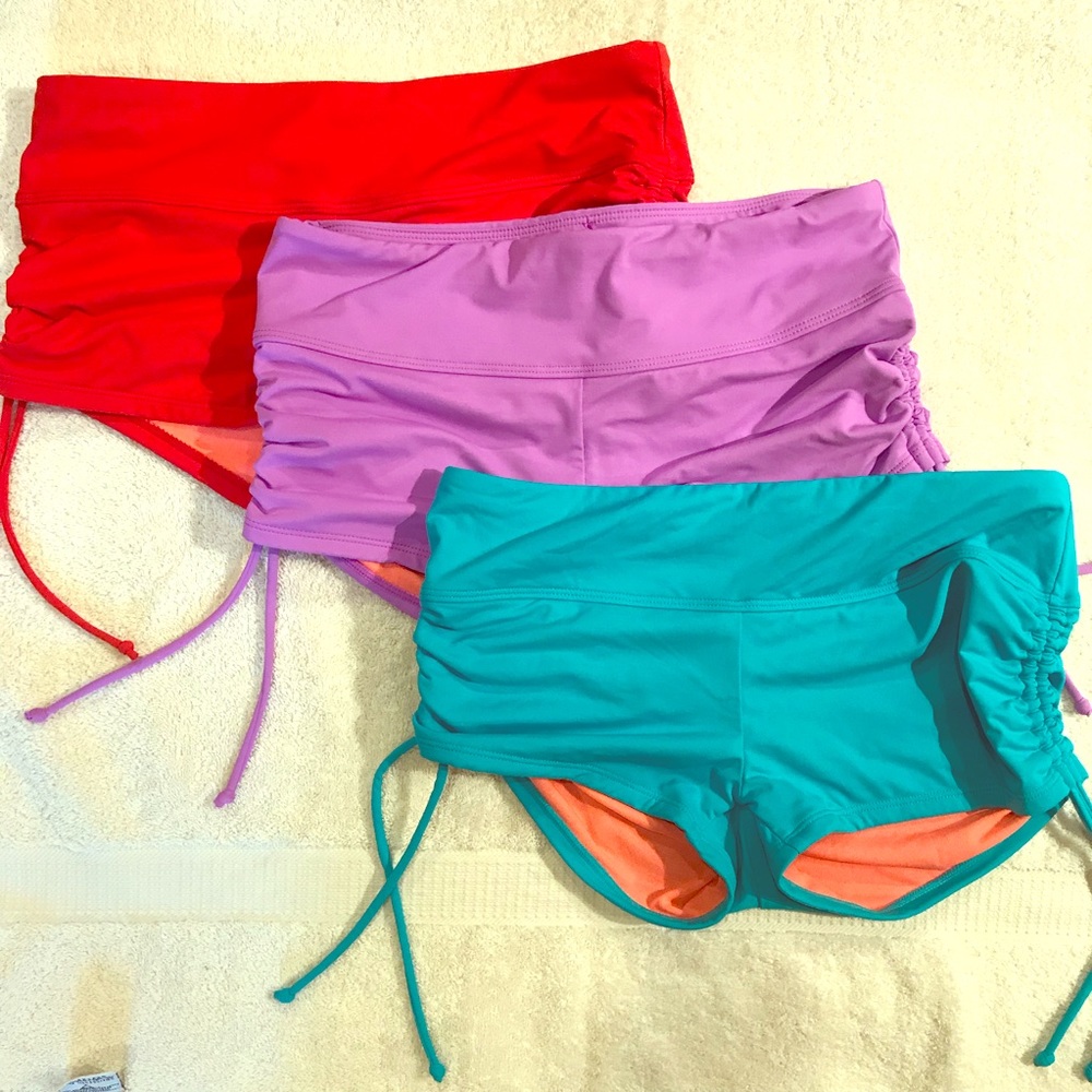 3 Pairs of Athleta Scrunch Short